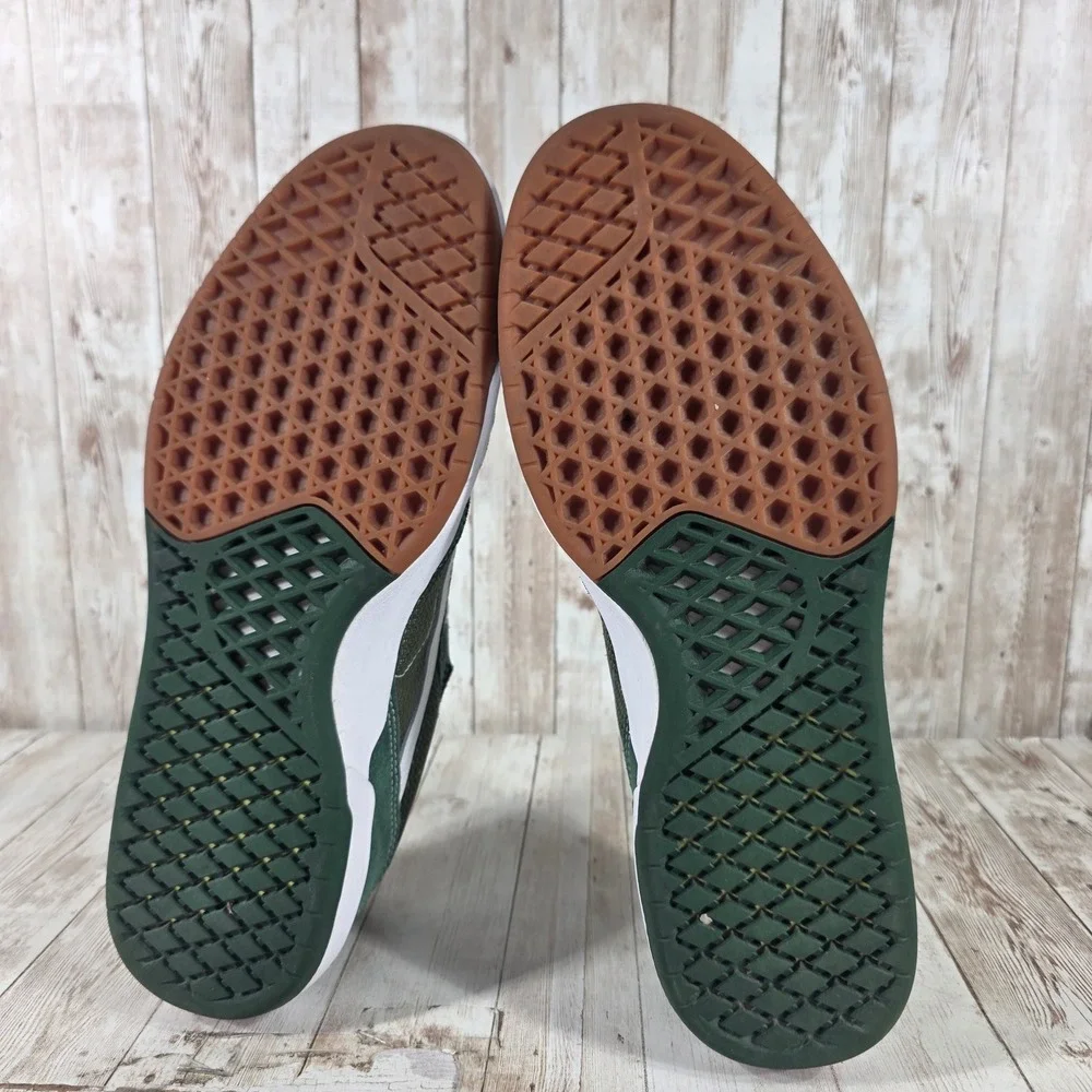 Vans Wayvee Skate Shoes Mens 11.5 Dark Green Olive Suede Mesh‎ Low Top Sneaker